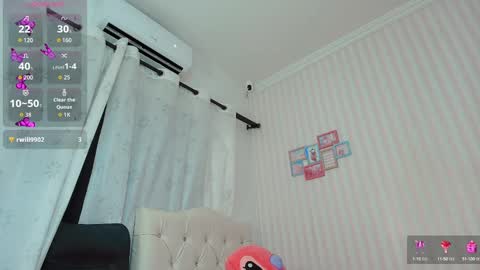 Snapshot of larissalove_doll chatting on 30, 9, 2025 Larissas online show from 30, 9, 2025