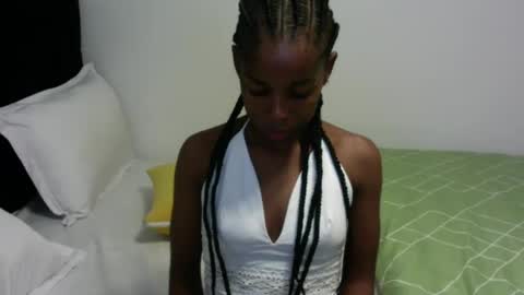 Snapshot of larrine chatting on 30, 6, 2026 larrine online show from 30, 6, 2026