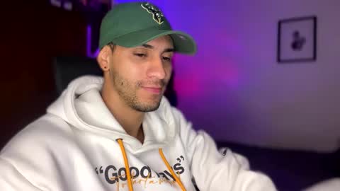 Snapshot of larry_jones chatting on 5, 1, 2025 andrew online show from 5, 1, 2025