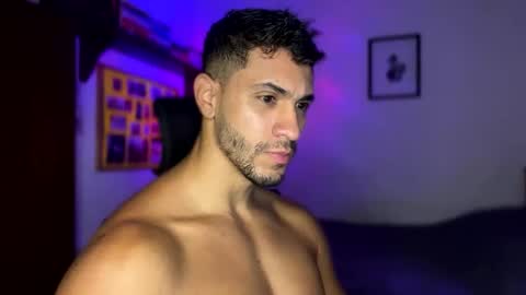 Snapshot of larry_jones chatting on 30, 1, 2025 andrew online show from 30, 1, 2025