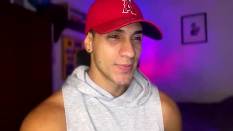 Snapshot of larry_jones chatting on 10, 2, 2025 andrew online show from 10, 2, 2025