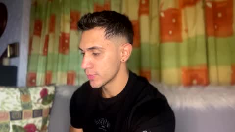 Snapshot of larry_jones chatting on 12, 2, 2025 andrew online show from 12, 2, 2025