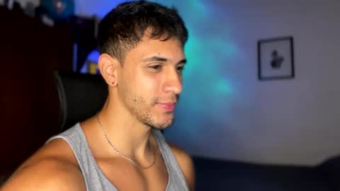 Snapshot of larry_jones chatting on 26, 2, 2025 andrew online show from 26, 2, 2025