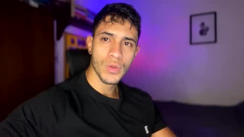 Snapshot of larry_jones chatting on 8, 3, 2025 andrew online show from 8, 3, 2025