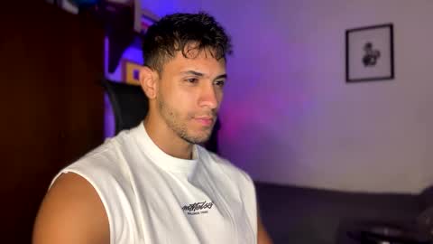 Snapshot of larry_jones chatting on 10, 3, 2025 andrew online show from 10, 3, 2025