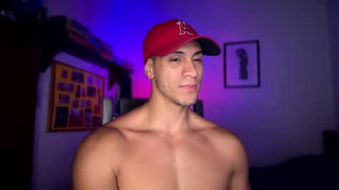 Snapshot of larry_jones chatting on 27, 10, 2025 andrew online show from 27, 10, 2025