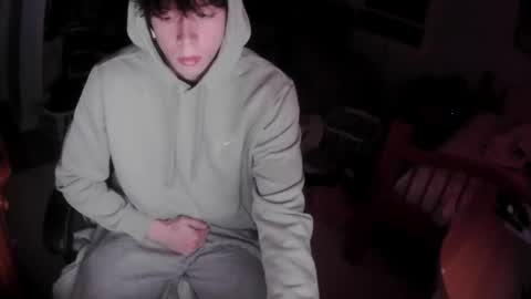 Snapshot of larrymcberran2 chatting on 16, 11, 2025 larrymcberran2 online show from 16, 11, 2025