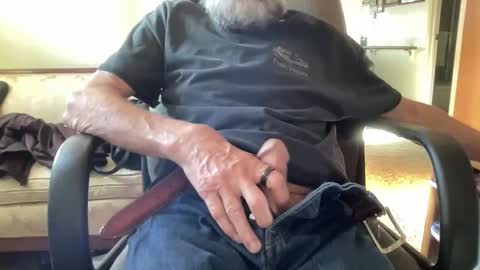 Snapshot of laser137 chatting on 9, 1, 2025 cris online show from 9, 1, 2025