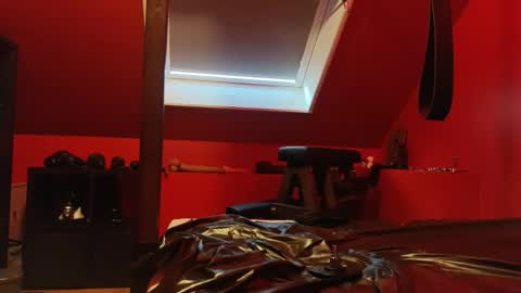 latexanalboy online show from 26, 4, 2026