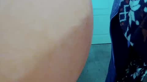 latexchris77 online show from 8, 1, 2025