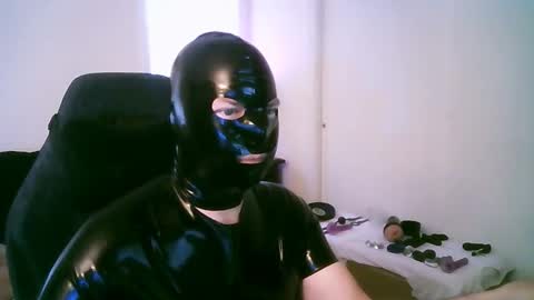 latexminheadroom online show from 10, 1, 2026