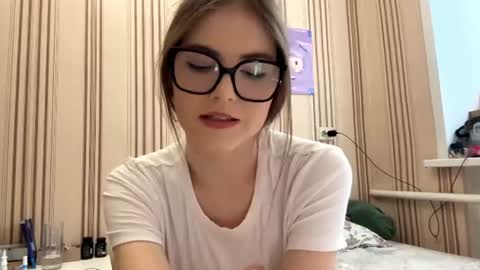 Snapshot of latiapetosa chatting on 10, 6, 2026 Mia online show from 10, 6, 2026