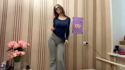 Snapshot of latiapetosa chatting on 16, 7, 2026 Mia online show from 16, 7, 2026