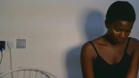 latiffaah_xx online show from 4, 2, 2026