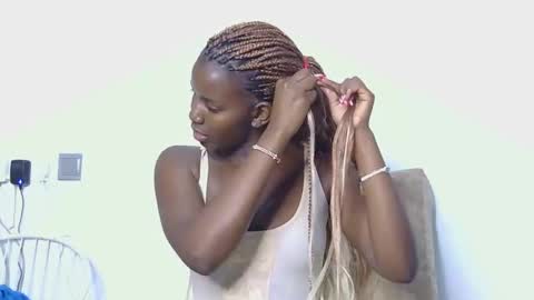 latiffaah_xx online show from 22, 2, 2026