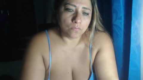 Snapshot of latin_big_boobs chatting on 14, 10, 2025 latin_big_boobs online show from 14, 10, 2025
