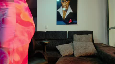 Snapshot of latin_couple77 chatting on 31, 1, 2025 Sara y Andy online show from 31, 1, 2025