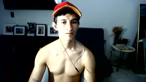 Snapshot of latin_cr7 chatting on 5, 8, 2026 Steven online show from 5, 8, 2026