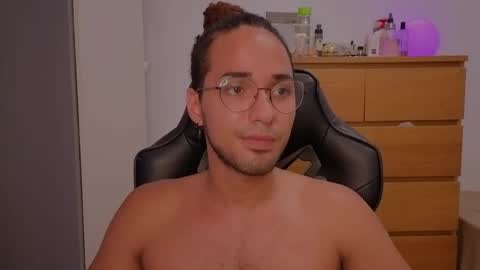  Free OF online show from 17, 9, 2025