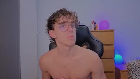  Free OF online show from 4, 10, 2025