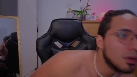  Free OF online show from 17, 11, 2025