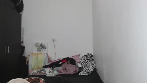 Snapshot of latin_meg chatting on 18, 12, 2024 M E G A N online show from 18, 12, 2024