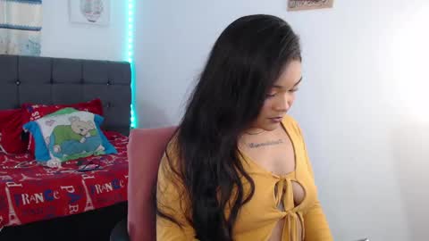 Snapshot of latin_rihanna_j chatting on 27, 5, 2026 karen online show from 27, 5, 2026