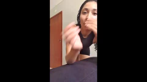 latina629929 online show from 15, 3, 2026