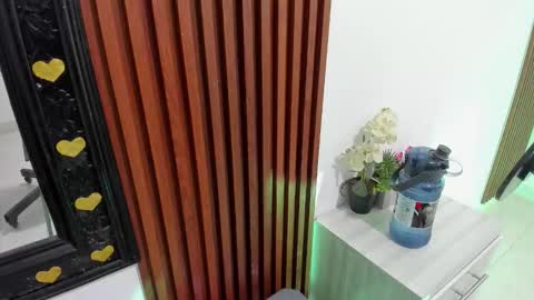 latina_candy01 online show from 8, 1, 2026