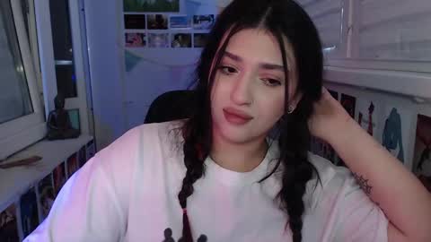 miiiiiiaaaa online show from 13, 2, 2025