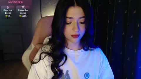 miiiiiiaaaa online show from 13, 4, 2026