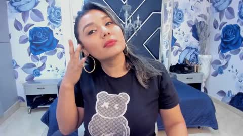 Snapshot of latinaholequeen chatting on 17, 9, 2025 EMMA online show from 17, 9, 2025