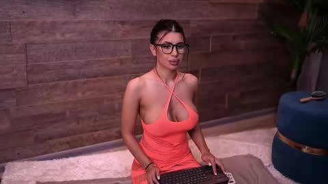 Snapshot of latinaloco chatting on 13, 10, 2025 Latina online show from 13, 10, 2025
