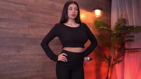 Snapshot of latinaloco chatting on 30, 10, 2025 Latina online show from 30, 10, 2025