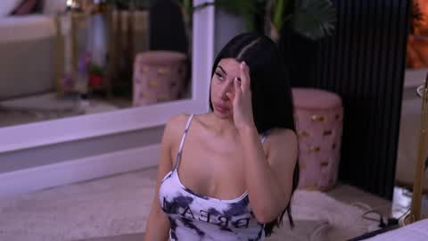 Latina online show from 25, 3, 2026