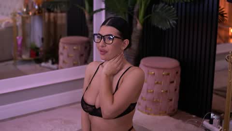 Latina online show from 29, 3, 2026