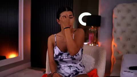 Snapshot of latinaloco chatting on 19, 7, 2026 Latina online show from 19, 7, 2026