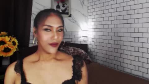 Snapshot of latinatshugecock chatting on 10, 9, 2025 Cha online show from 10, 9, 2025