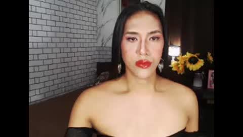 Snapshot of latinatshugecock chatting on 2, 10, 2025 Cha online show from 2, 10, 2025
