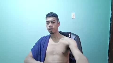 latinbigcrazy online show from 27, 5, 2026