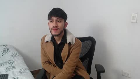 Snapshot of latinbunny7779 chatting on 3, 12, 2024 camilo online show from 3, 12, 2024