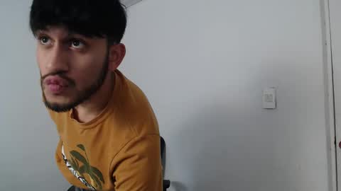 Snapshot of latinbunny7779 chatting on 4, 12, 2024 camilo online show from 4, 12, 2024