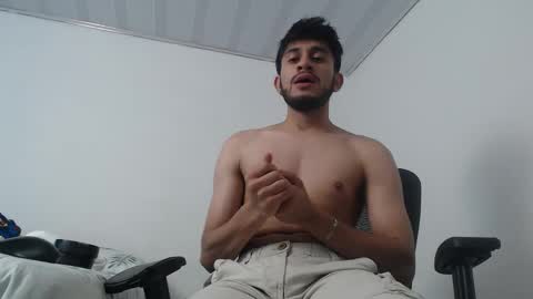 Snapshot of latinbunny7779 chatting on 6, 12, 2024 camilo online show from 6, 12, 2024