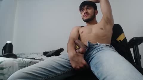 Snapshot of latinbunny7779 chatting on 11, 12, 2024 camilo online show from 11, 12, 2024