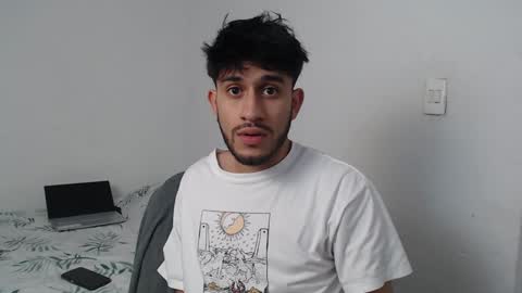 Snapshot of latinbunny7779 chatting on 30, 12, 2024 camilo online show from 30, 12, 2024