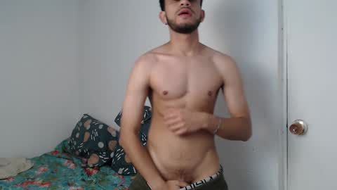 Snapshot of latinbunny7779 chatting on 15, 1, 2025 camilo online show from 15, 1, 2025