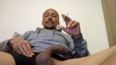 latinhardfuker1980 online show from 6, 2, 2025