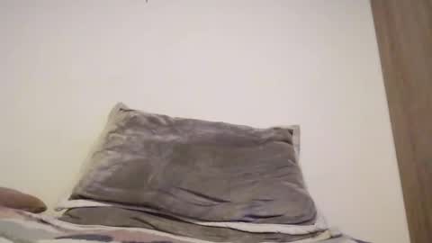 latinhardfuker1980 online show from 15, 2, 2025