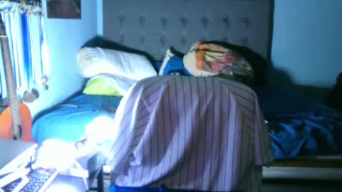 latinincognito online show from 13, 2, 2025