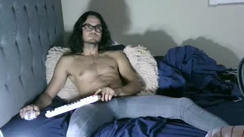 latinincognito online show from 28, 10, 2025